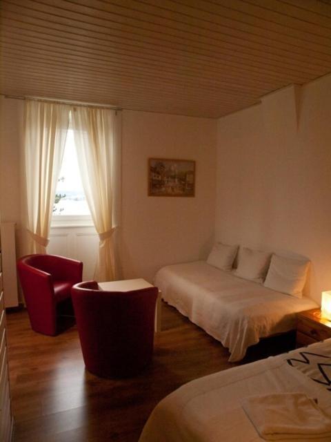 Hotel Garni Villa Carmen La Neuveville Room photo